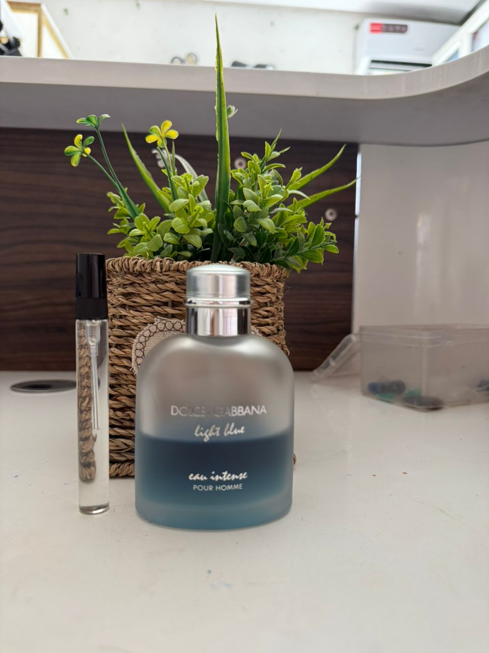 دولتشي آند غابانا لايت بلو إنتنس للرجال – انتعاش البحر وقوة الرجولة