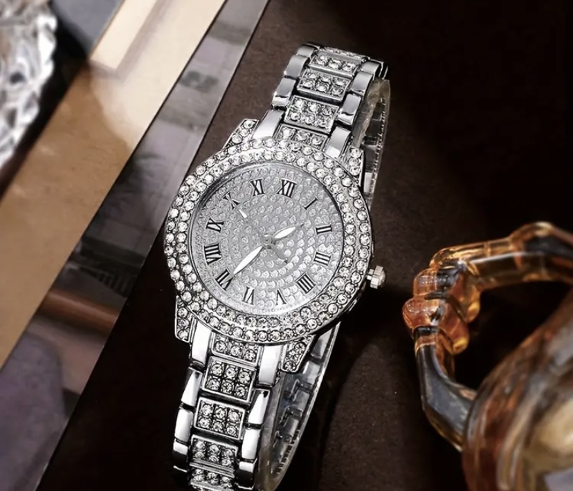 ساعة نسائية فاخرة حجر الراين كوارتز