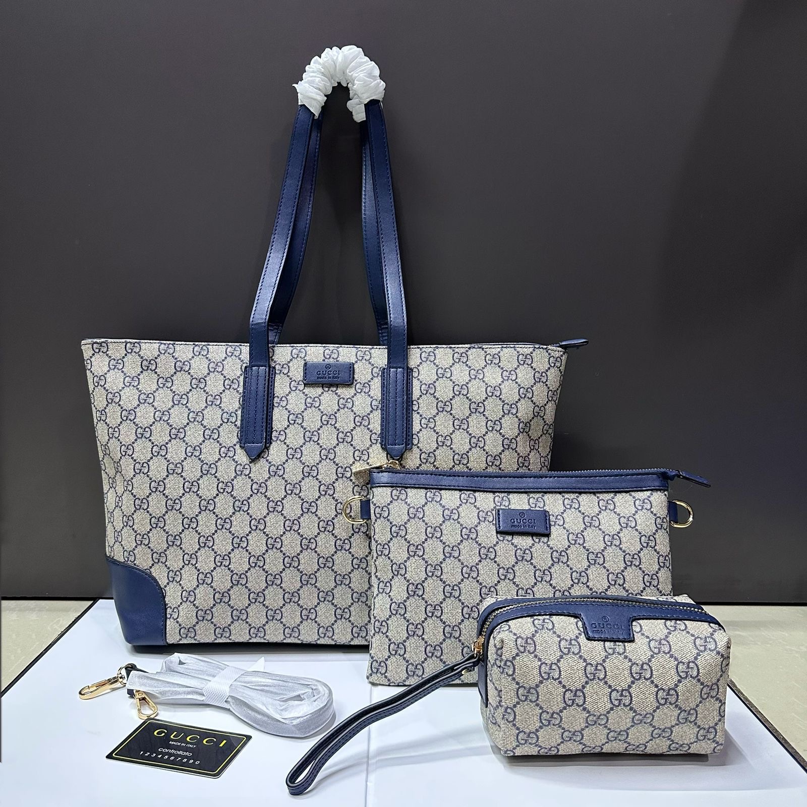 قوتشي 3 في 1 😍🌹 مقاس 34-