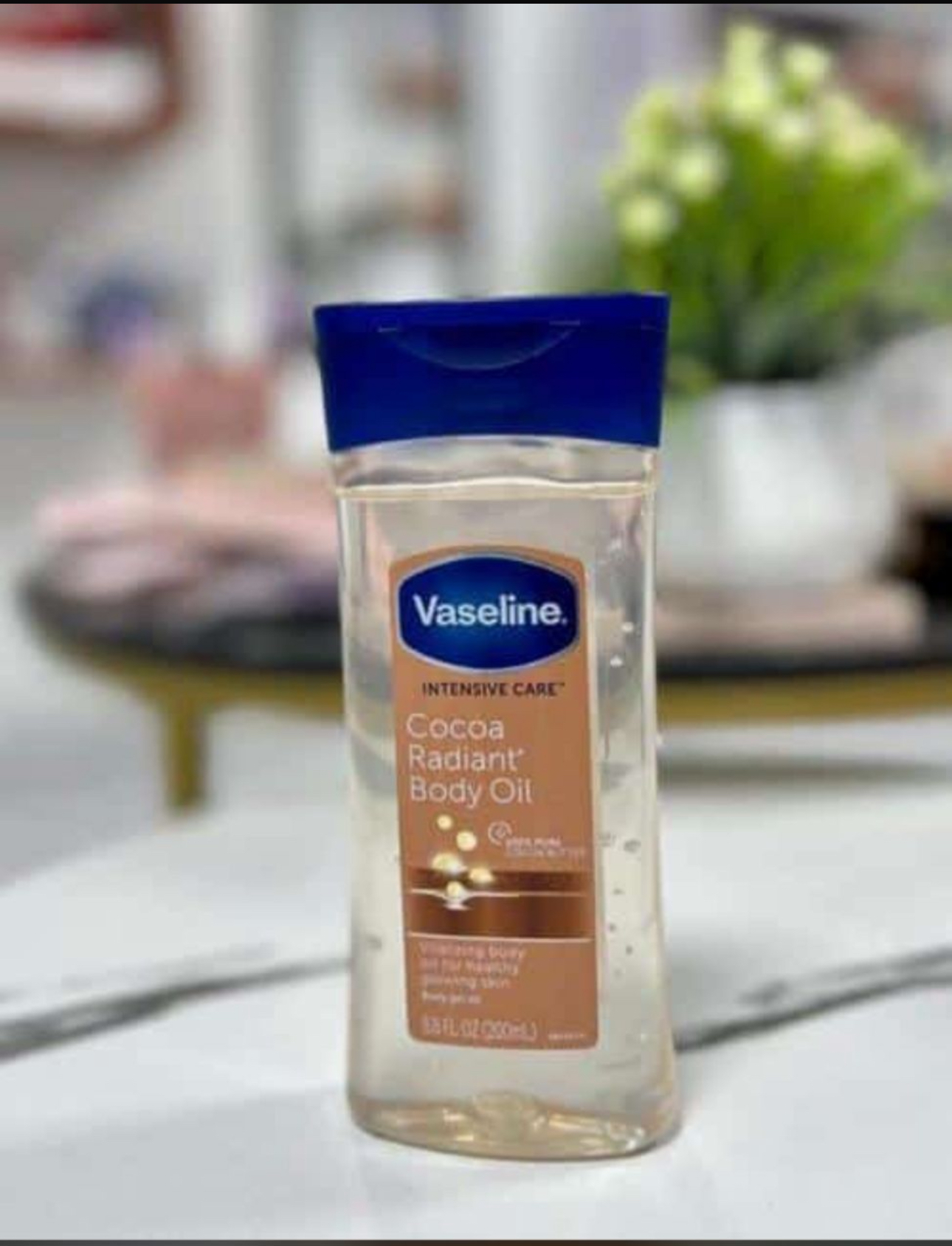Vaseline  cocoa radiant Body oil