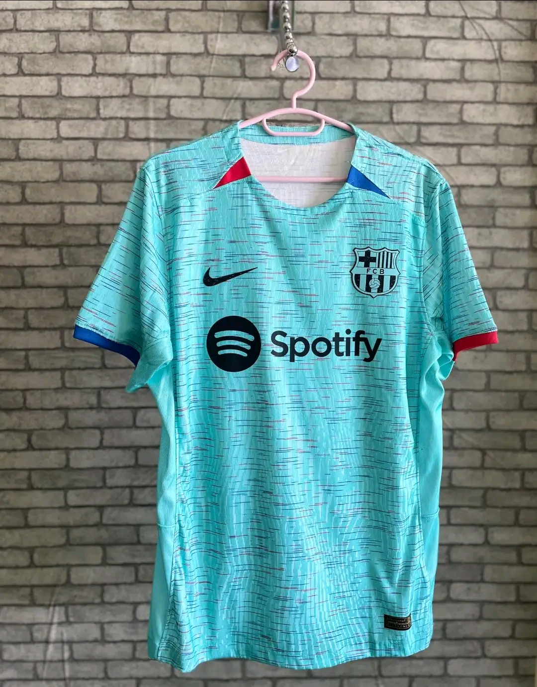 قميص برشلونة الازرق 2024