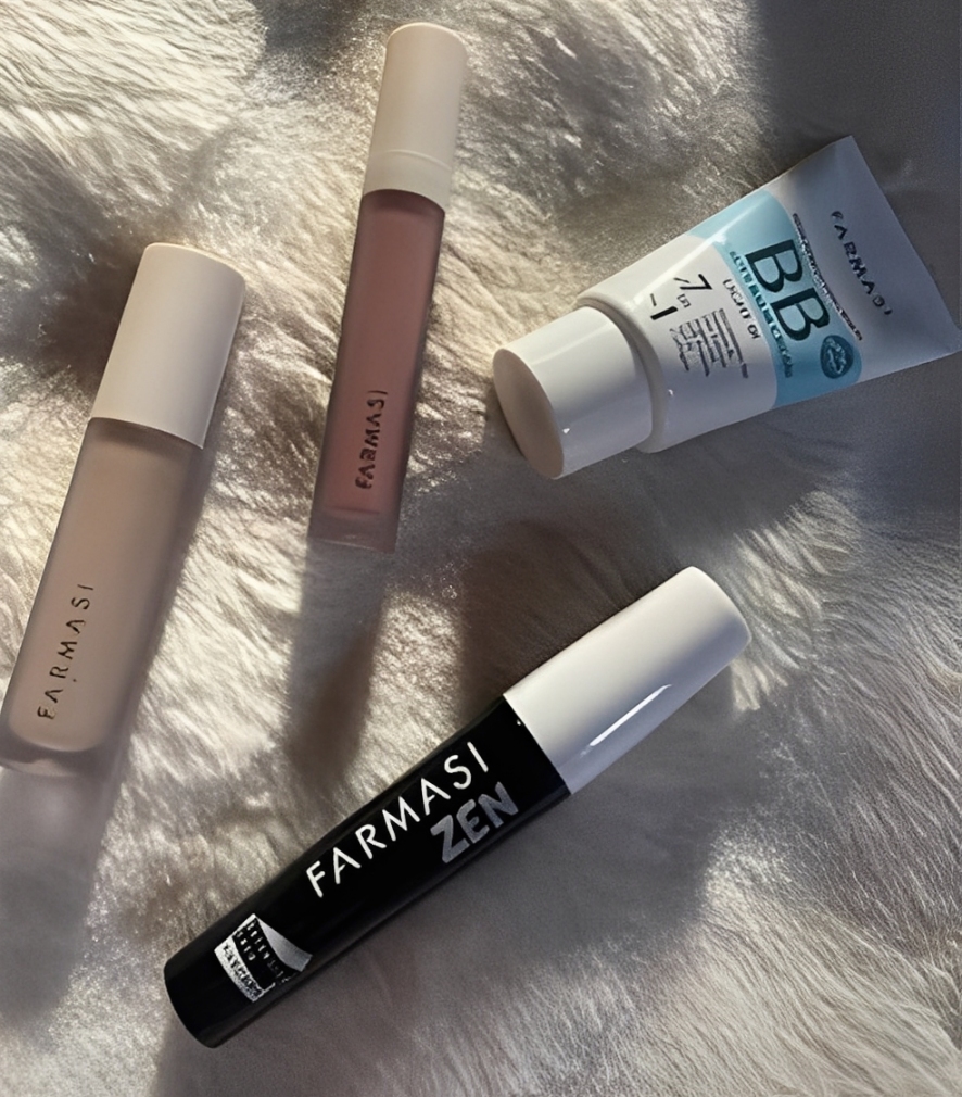 مجموعة مكياج فارماسي مع ماسكارا Zen Extension Lash 